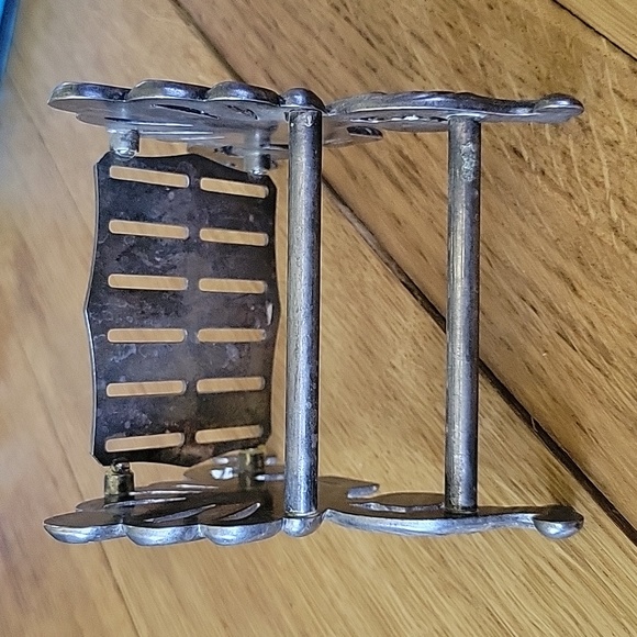 Vintage LEONARD SILVERPLATE Utensil/Knife Holder - Picture 2 of 5